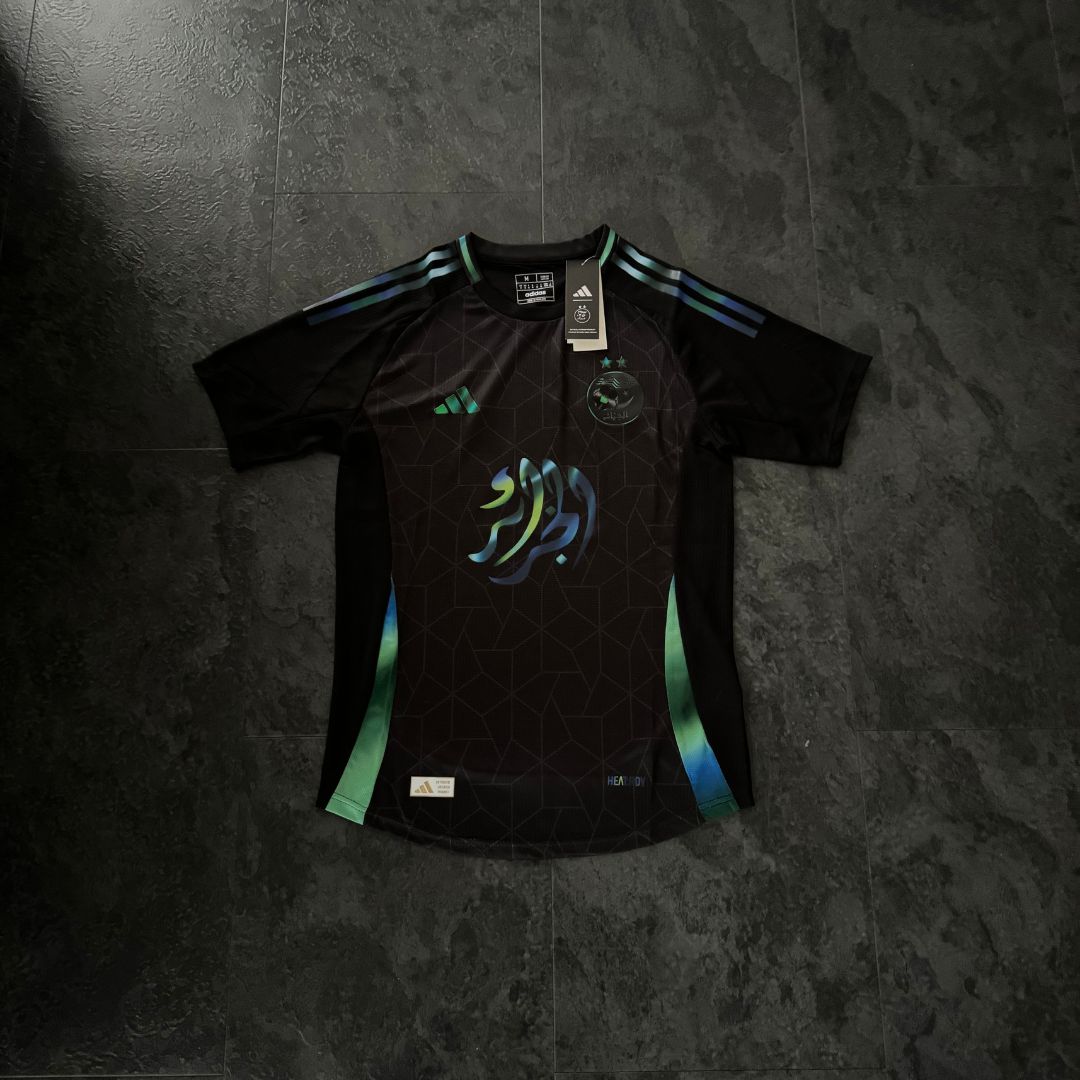 Algérie - Maillot Spécial 24/25 Version Joueur - Noir