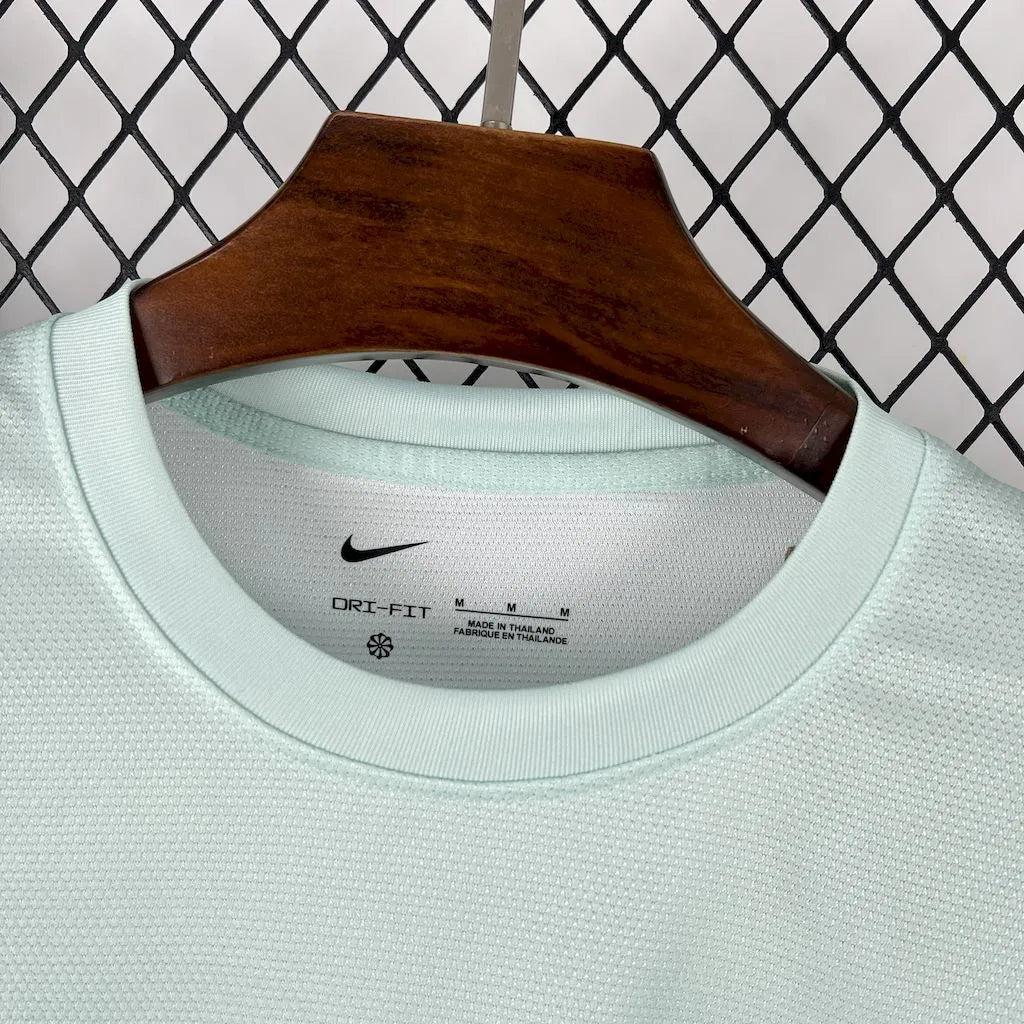 Maillot vert et blanc du Brésil 2025/26