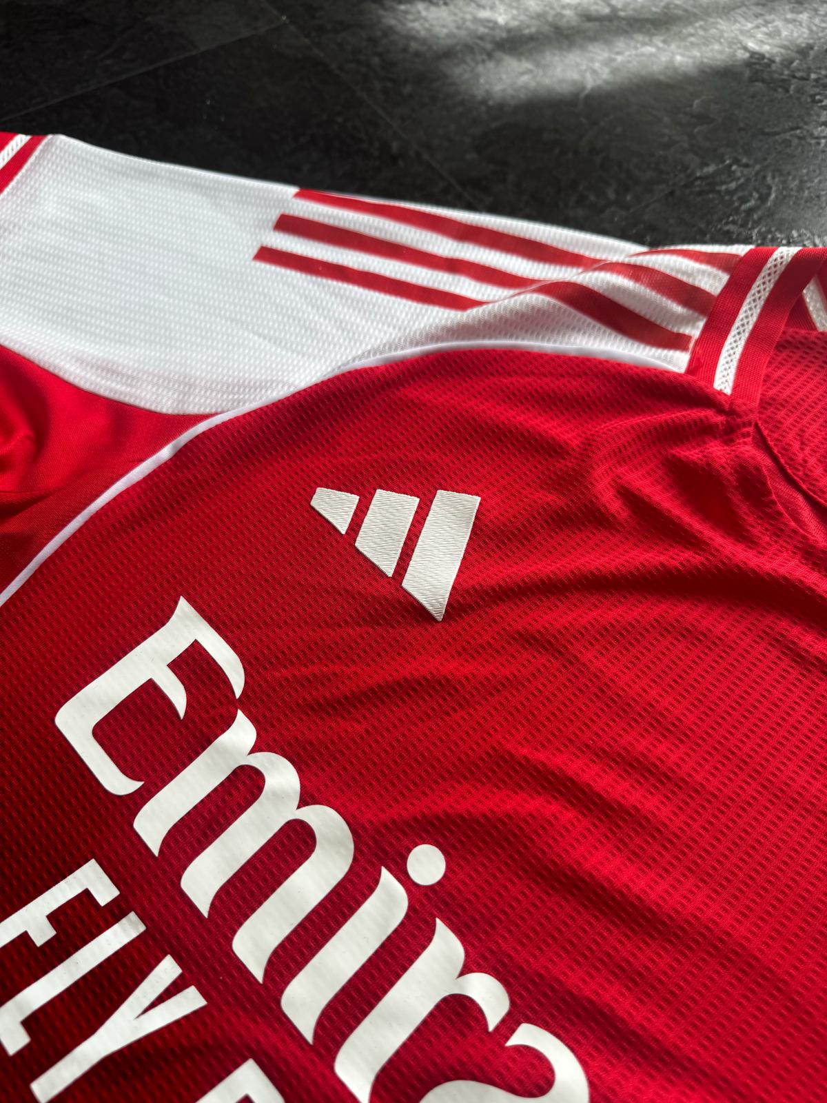 Arsenal – Maillot Domicile 2025/26 – Rouge