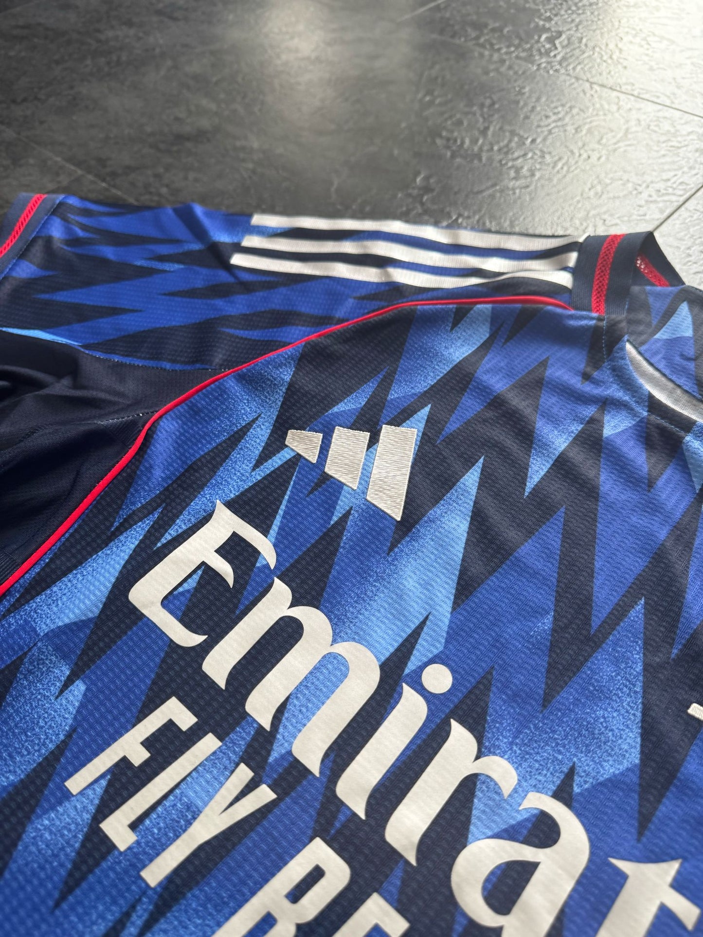 Arsenal – Maillot Extérieur 2025/26 – Bleu